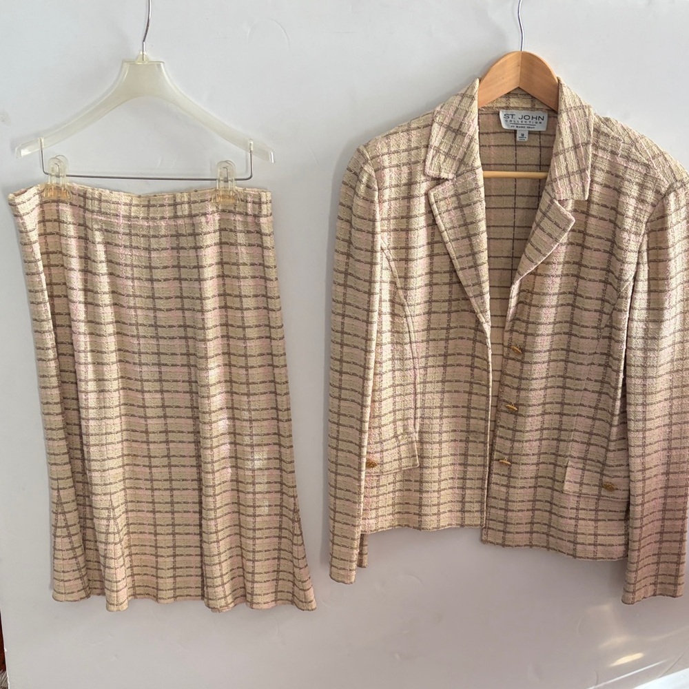 St. John Collection 2 piece Cream and Pink Metallic Knit Checkered Suit